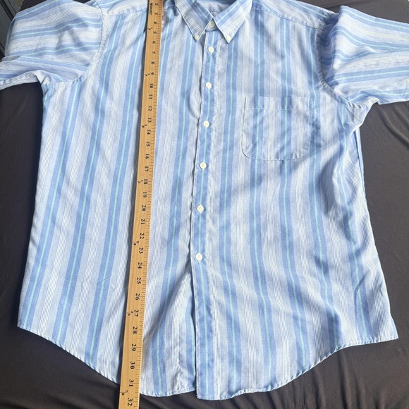 Vintage Levi's Shirt Mens XL Blue Stripe Short Sleeve Button Down 80s Casual - Picture 7 of 7